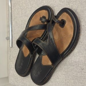 BOC flat strappy sandal